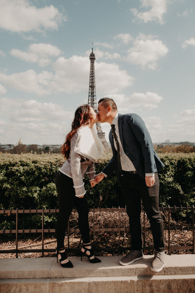 Demande-en-mariage-surprise-Tour-Eiffel