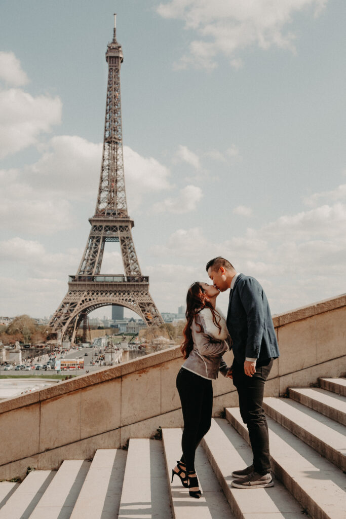 Demande-en-mariage-surprise-Tour-Eiffel