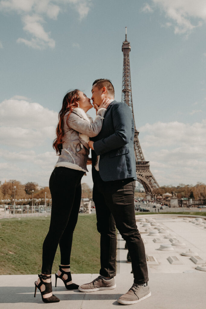 Demande-en-mariage-surprise-Tour-Eiffel