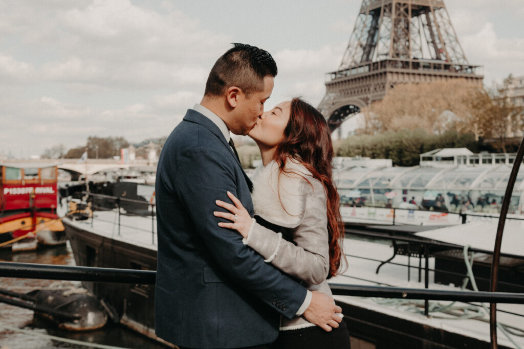 Demande-en-mariage-surprise-Tour-Eiffel