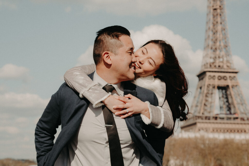 Demande-en-mariage-surprise-Tour-Eiffel