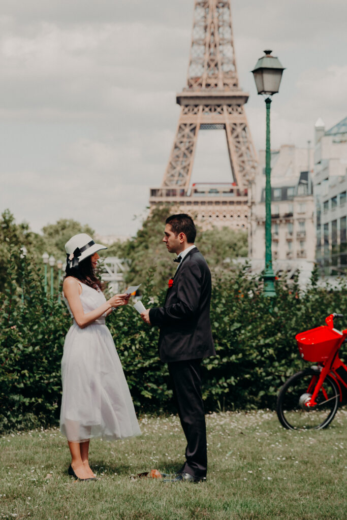 Beautiful-elopement-photographe-mariage-paris
