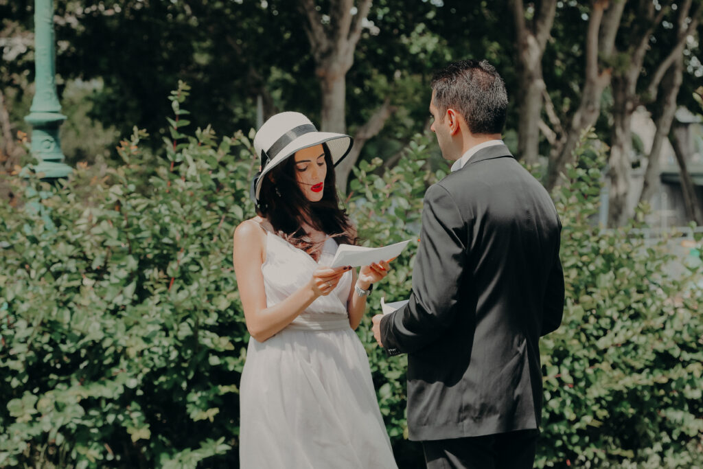 Beautiful-elopement-photographe-mariage-paris