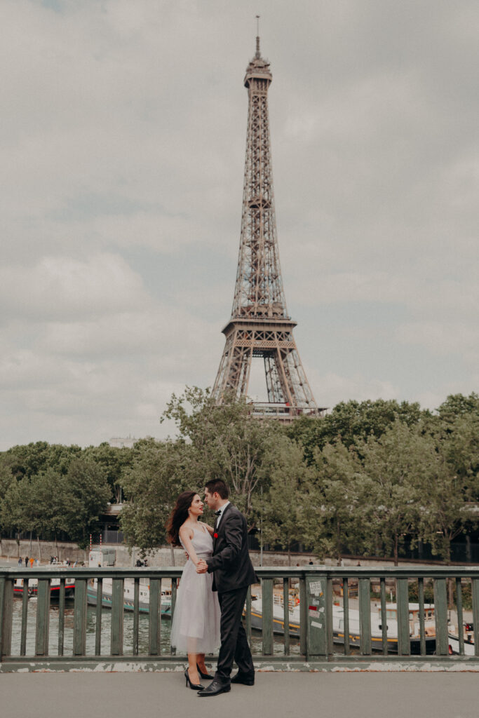 Beautiful-elopement-photographe-mariage-paris