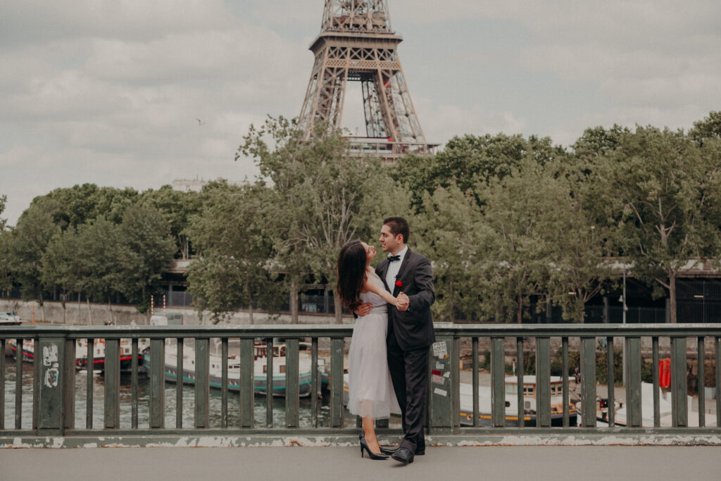 Beautiful-elopement-photographe-mariage-paris
