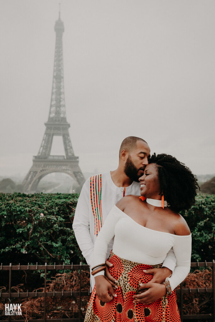 seance-photo-couple-sur-paris