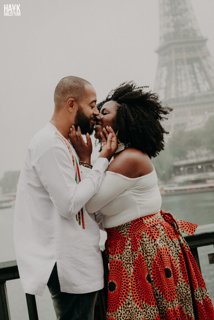 seance-photo-couple-sur-paris